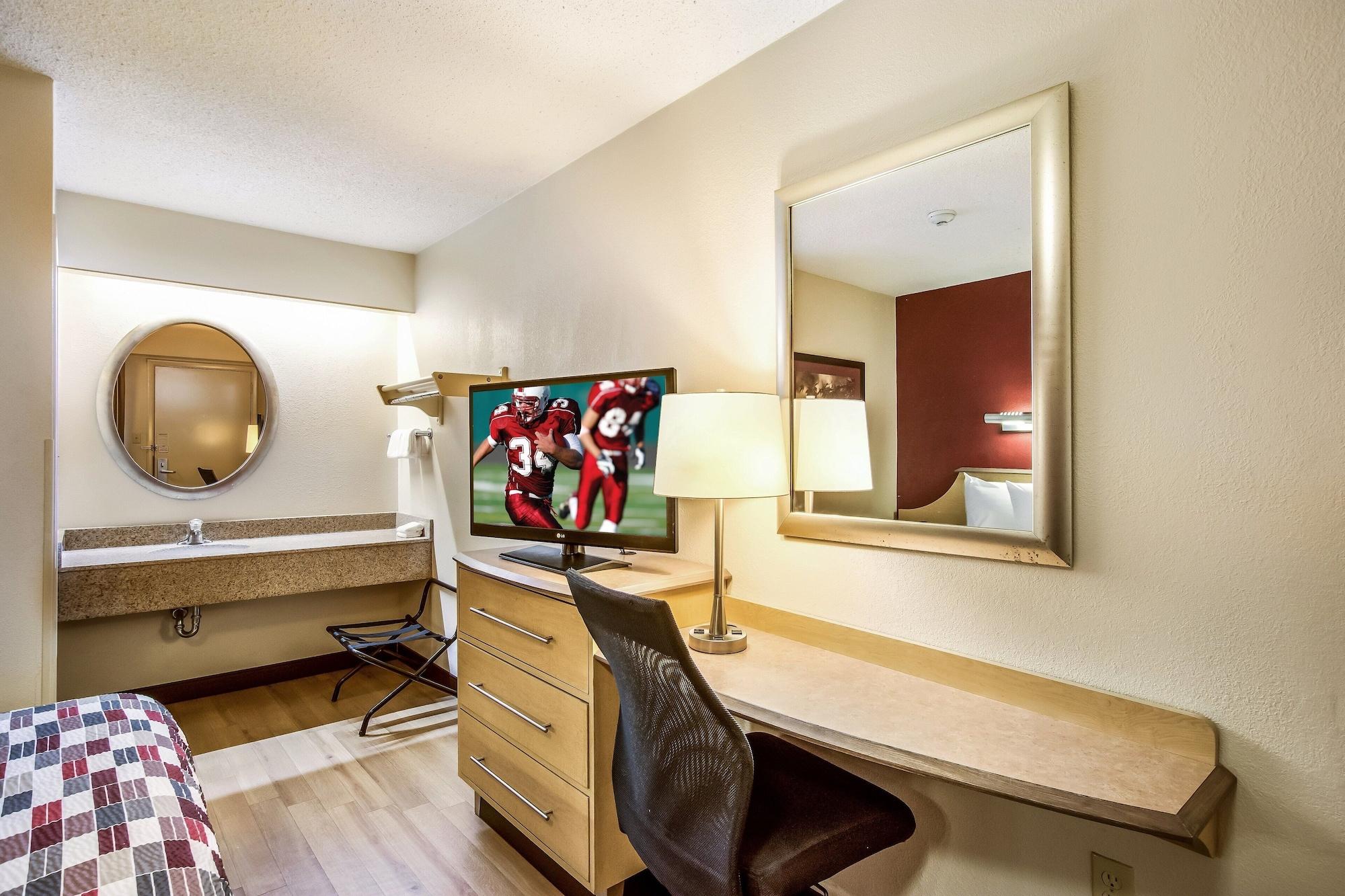 Red Roof Inn Detroit - Plymouth/Canton Εξωτερικό φωτογραφία