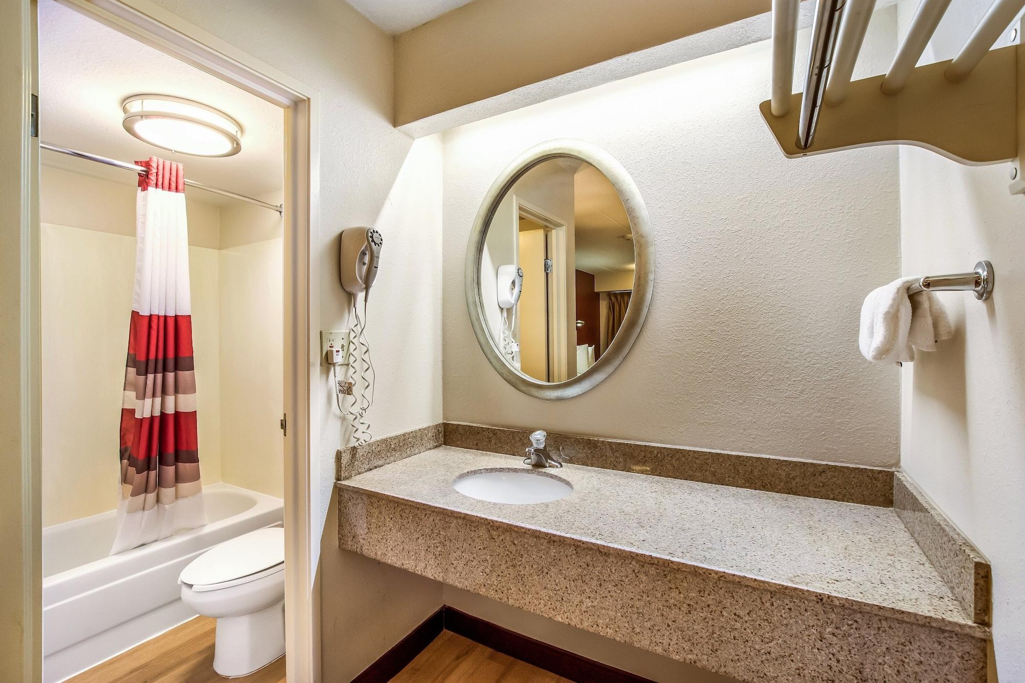 Red Roof Inn Detroit - Plymouth/Canton Εξωτερικό φωτογραφία